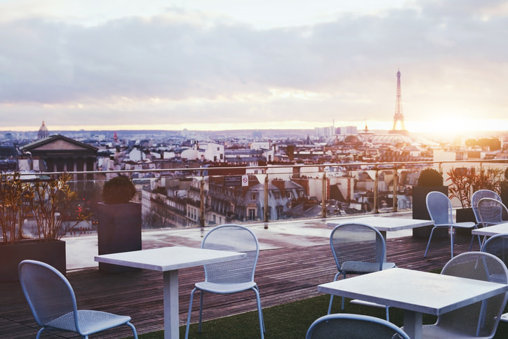 Rooftop parisien